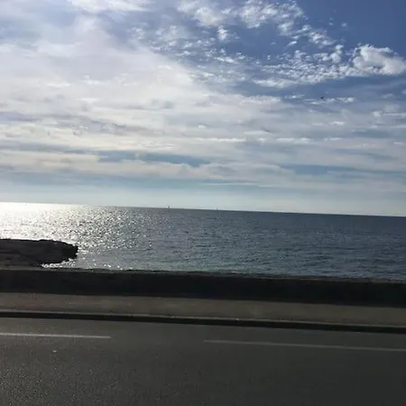 Le Recif, Maison Independante Corniche De La בית נופש קונקרנו
